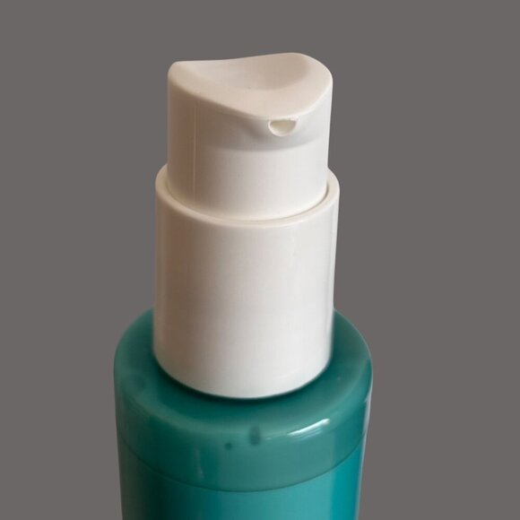 Arbonne Mens Skincare Set Cleansing Milk RE9 After Shave Lotion Charcoal Soap - Picture 4 of 9